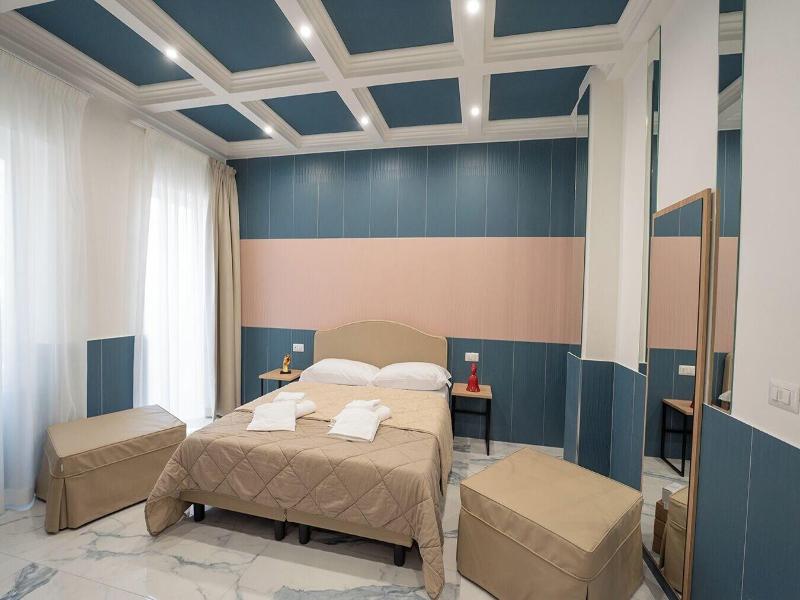 P.c. Boutique H. Lifestyle Napoli Centro By Clap image