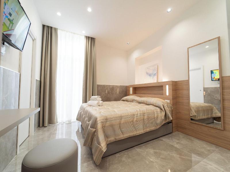 P.c. Boutique H. Lifestyle Napoli Centro By Clap image