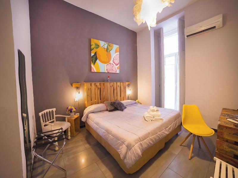 H.r. Boutique Porto Napoli Centro By Clapa Group image