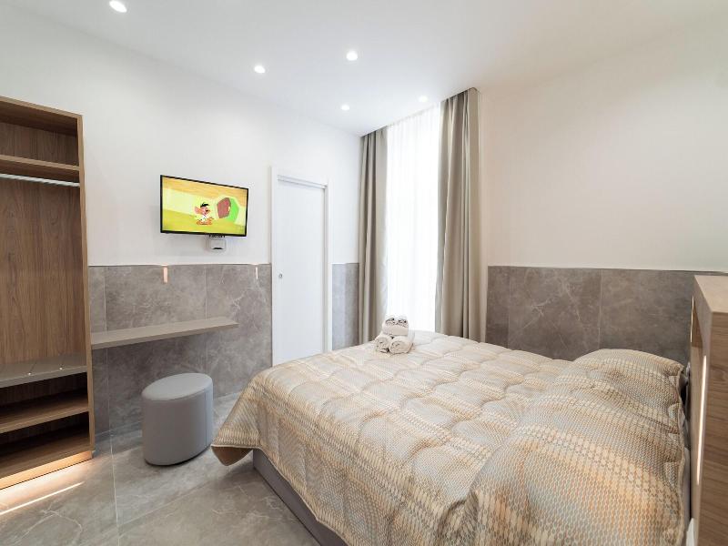H.r. Boutique Porto Napoli Centro By Clapa Group image