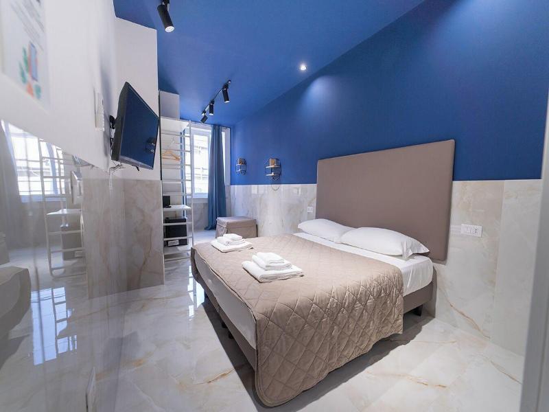 H.r. Boutique Porto Napoli Centro By Clapa Group image