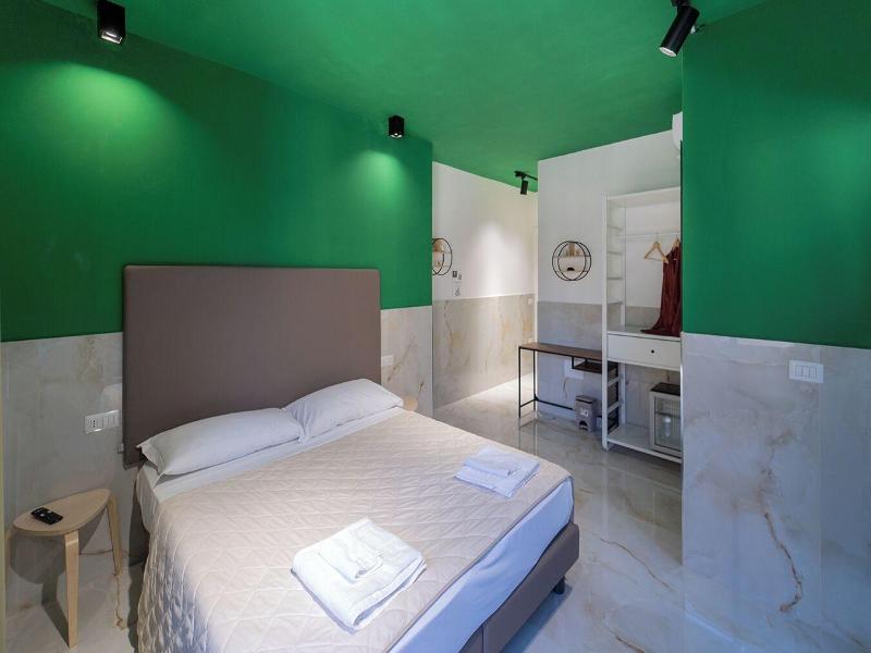 H.r. Boutique Porto Napoli Centro By Clapa Group image