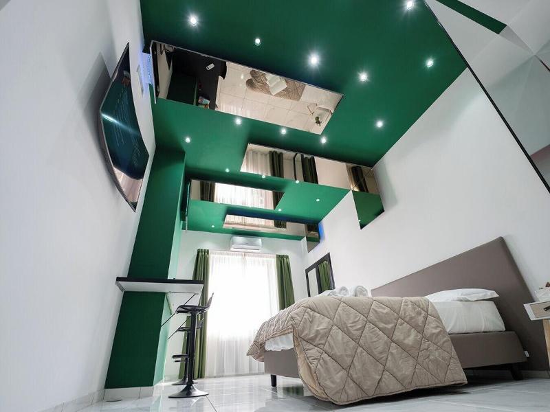 H.r. Boutique Porto Napoli Centro By Clapa Group image