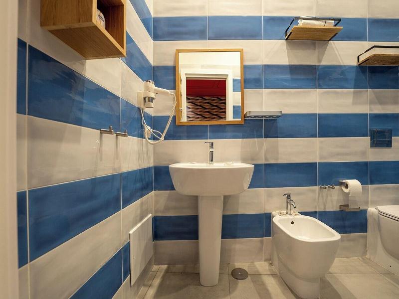 H.r. Boutique Porto Napoli Centro By Clapa Group image