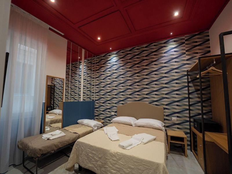 H.r. Boutique Porto Napoli Centro By Clapa Group image