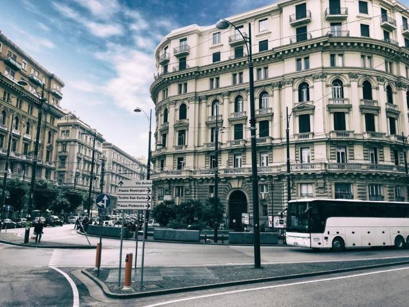 H.r. Boutique Porto Napoli Centro By Clapa Group image