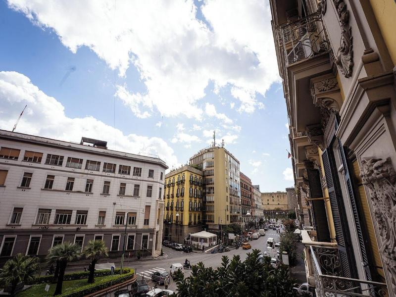 H.r. Boutique Porto Napoli Centro By Clapa Group image