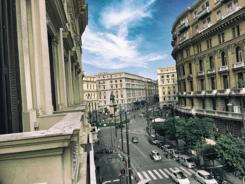 H.r. Boutique Porto Napoli Centro By Clapa Group image