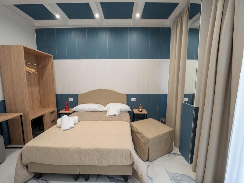H.r. Boutique Porto Napoli Centro By Clapa Group image