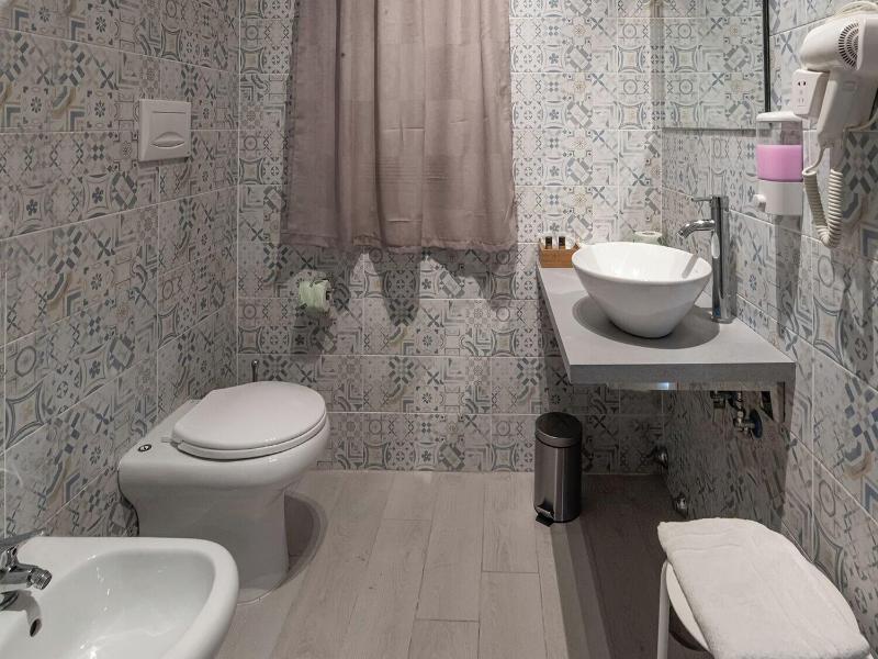 H.r. Boutique Porto Napoli Centro By Clapa Group image