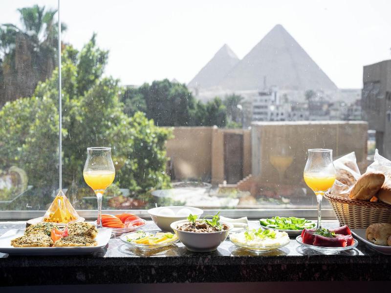 Camel Pyramids View Inn image