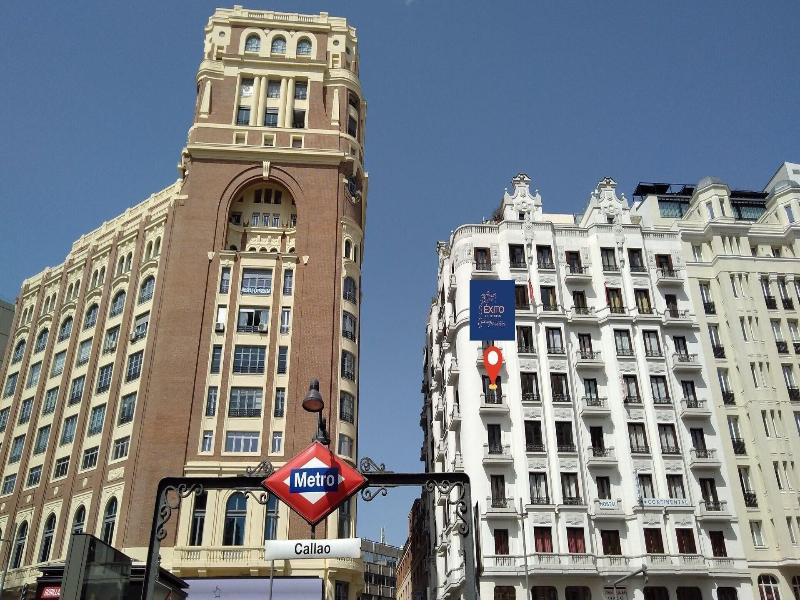 Ã‰xito En Madrid — exterior view