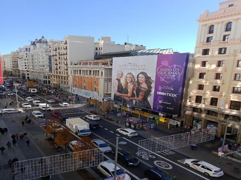 Ã‰xito En Madrid — general view