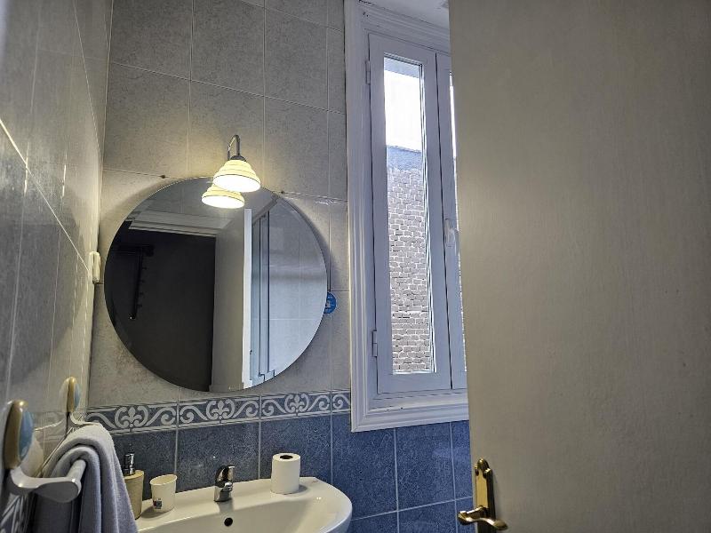 Ã‰xito En Madrid image
