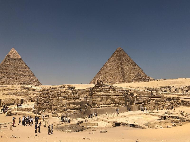 Tut & Pyramids View image