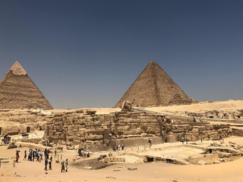 Tut & Pyramids View image