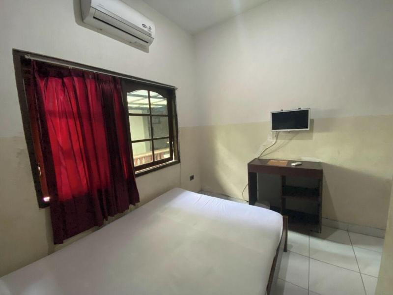 Hotel Candra Adigraha image