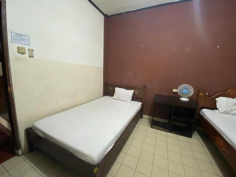 Hotel Candra Adigraha image