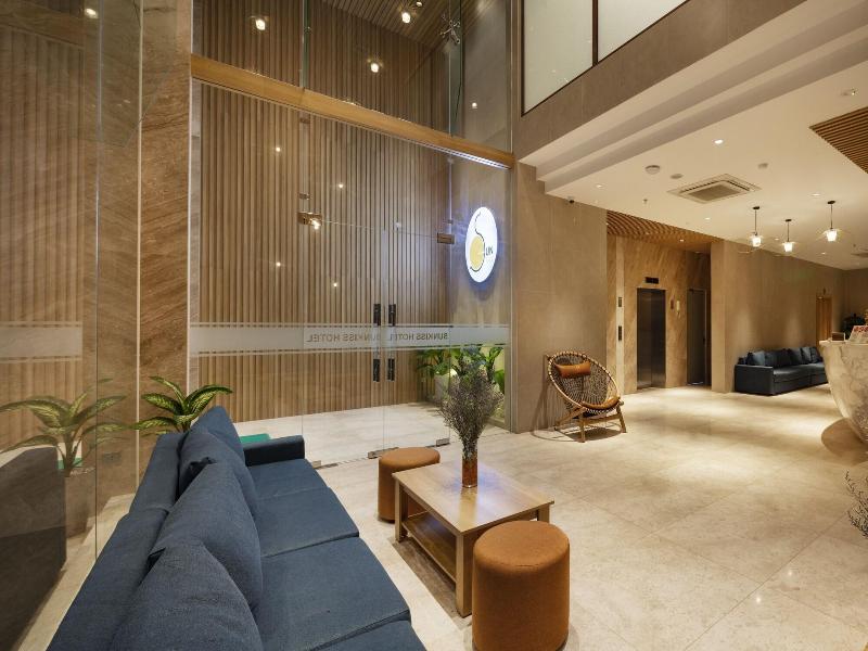 Sunkiss Hotel image