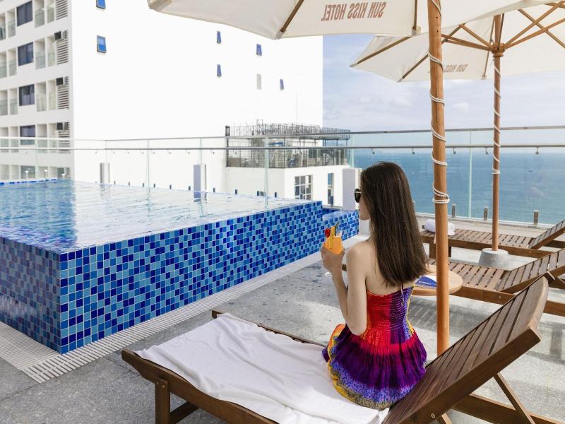 Sunkiss Hotel image