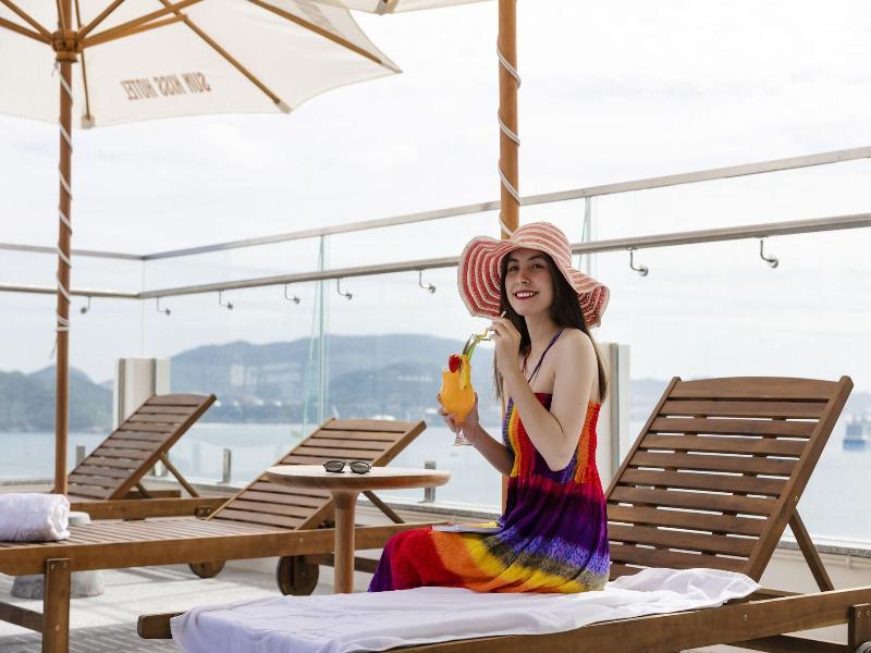 Sunkiss Hotel image