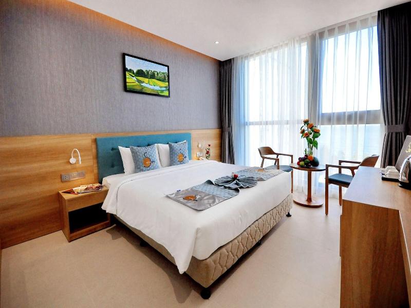 Sunkiss Hotel image