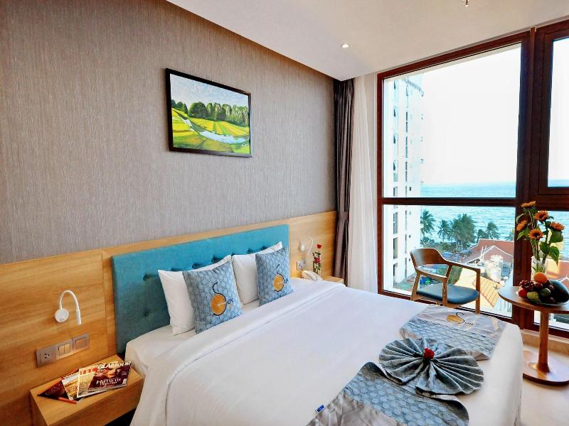 Sunkiss Hotel image