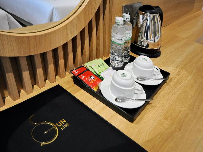 Sunkiss Hotel image
