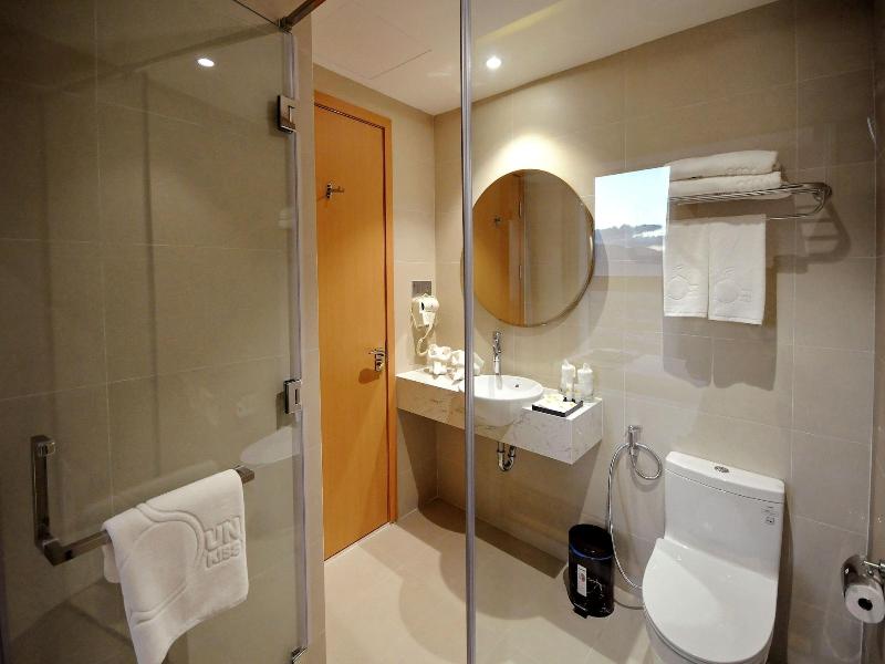 Sunkiss Hotel image