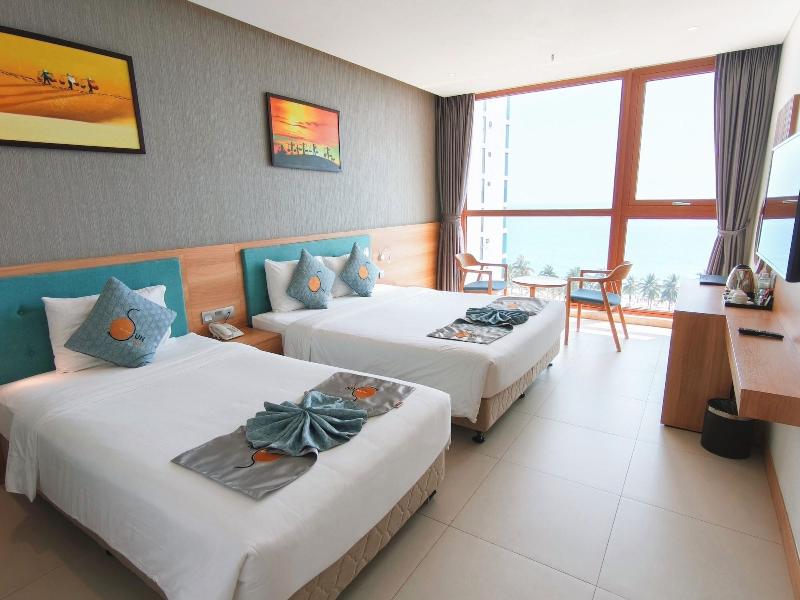 Sunkiss Hotel image