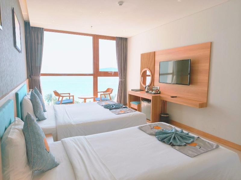 Sunkiss Hotel image