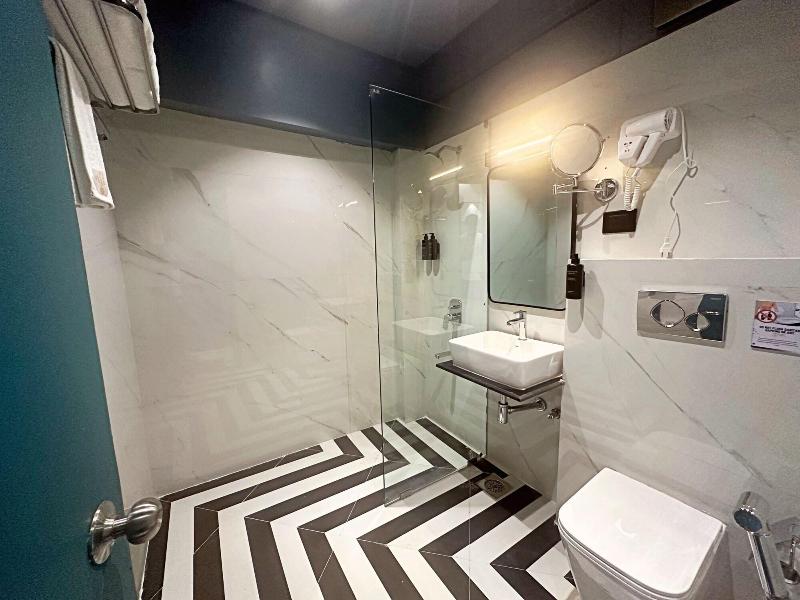 Asar Elite By Orion Hotels image