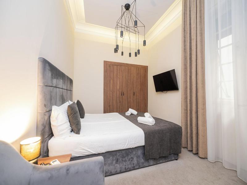 Boutique Hotel Kings Palace image