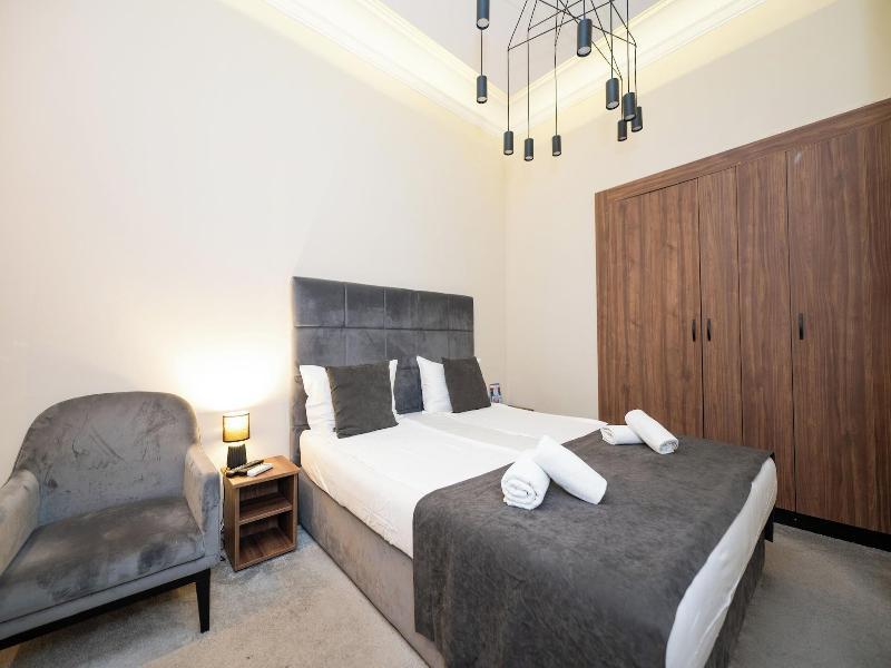 Boutique Hotel Kings Palace image