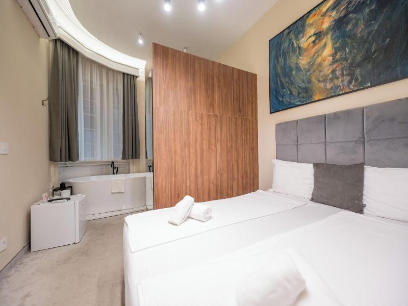 Boutique Hotel Kings Palace image