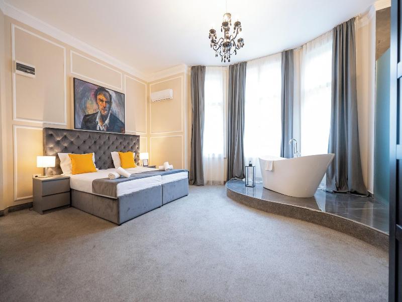Boutique Hotel Kings Palace image