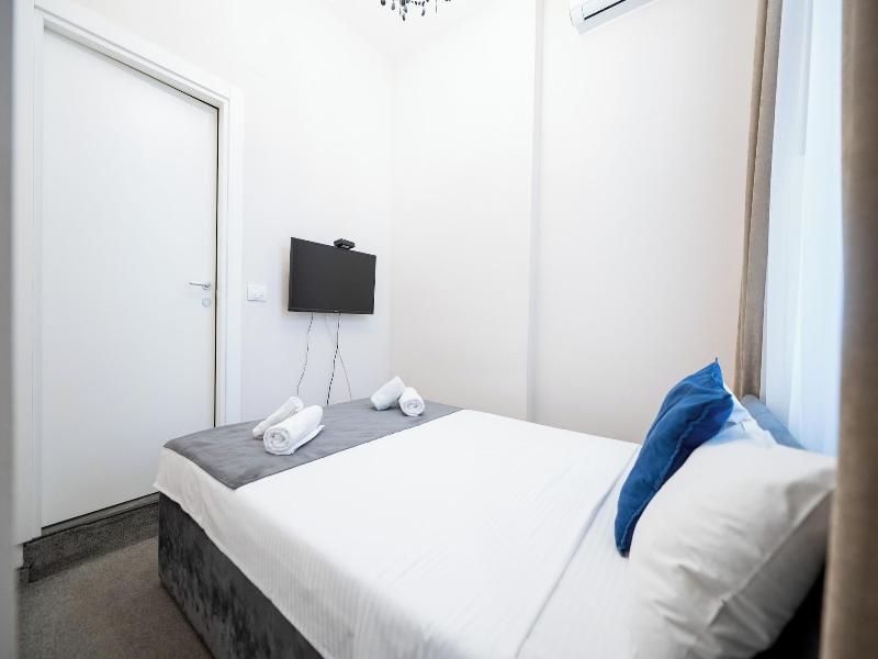 Boutique Hotel Kings Palace image