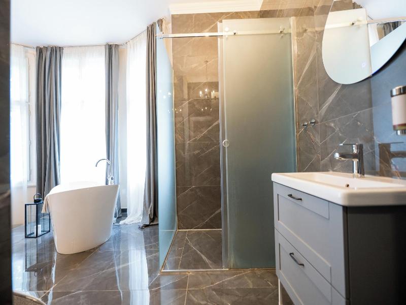 Boutique Hotel Kings Palace image