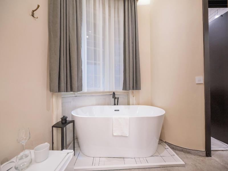 Boutique Hotel Kings Palace image