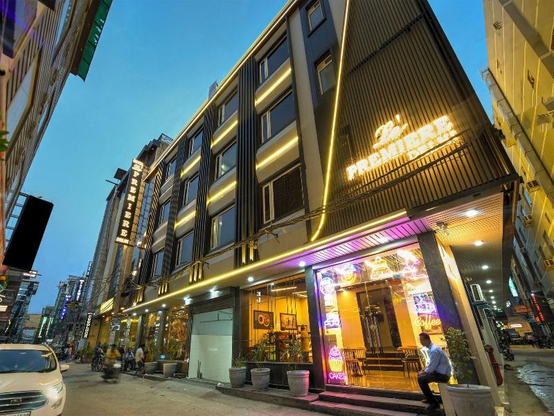 Hotel Le Premier image