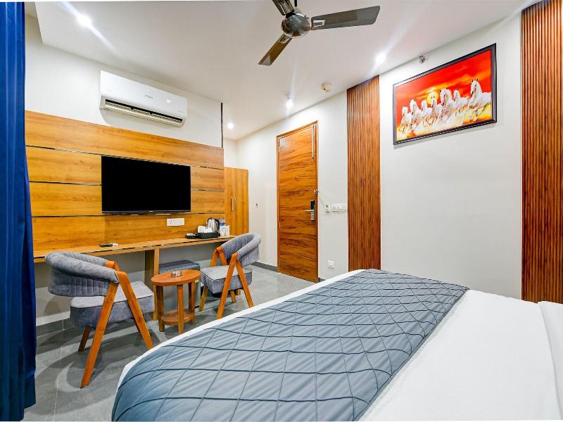 Hotel Le Premier image