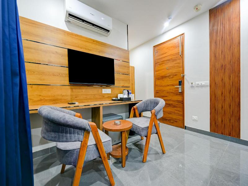 Hotel Le Premier image