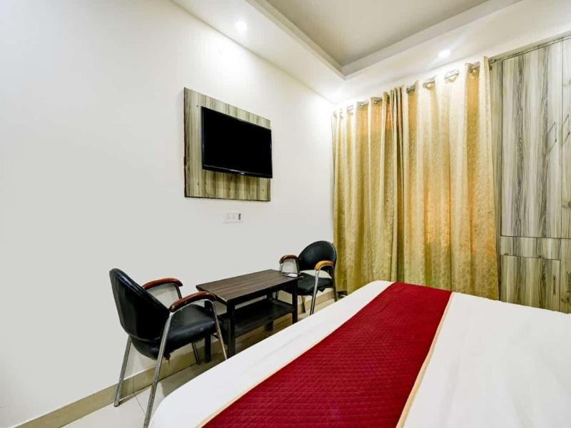 Hotel C & G Villa New Delhi image
