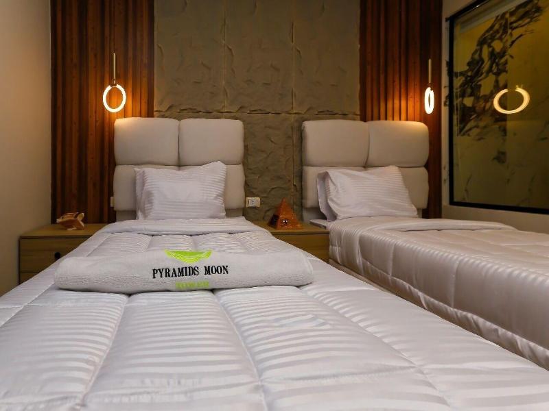 Pyramids Moon Hotel image