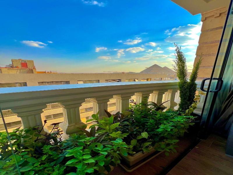 Pyramids Moon Hotel image