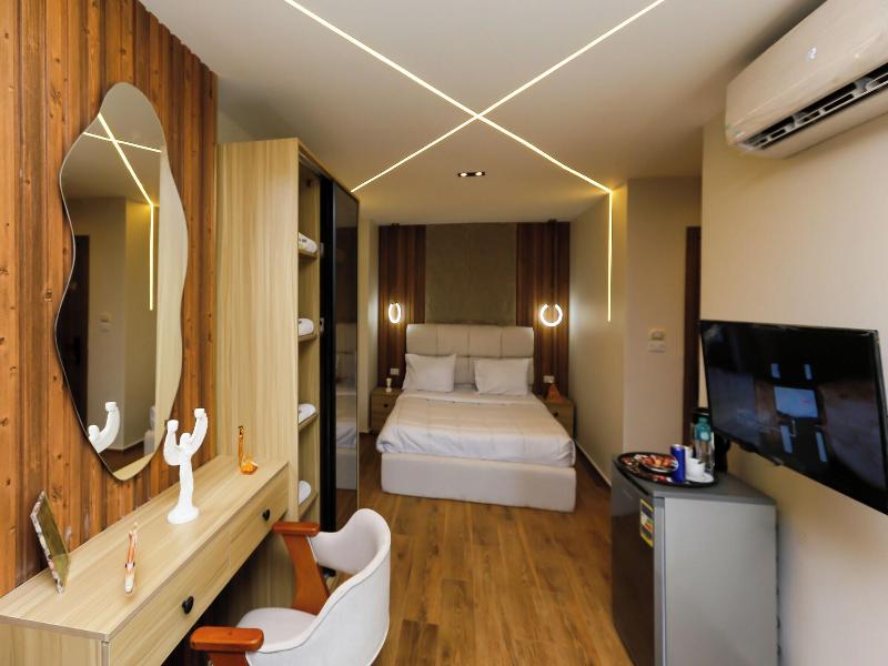 Pyramids Moon Hotel image