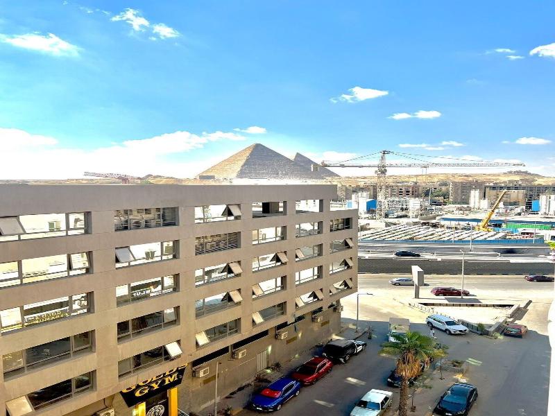 Pyramids Moon Hotel image