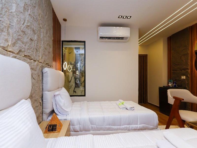 Pyramids Moon Hotel image