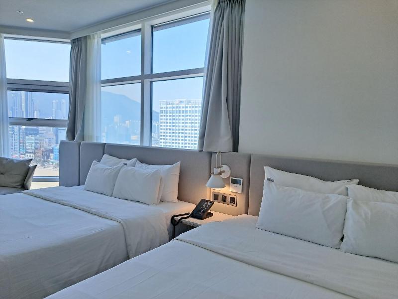 Ocean The Point Hotel image