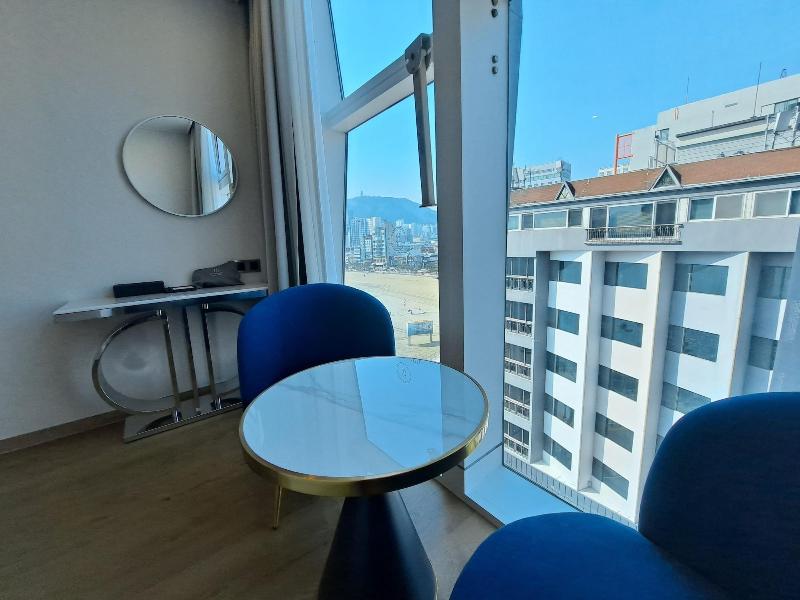 Ocean The Point Hotel image